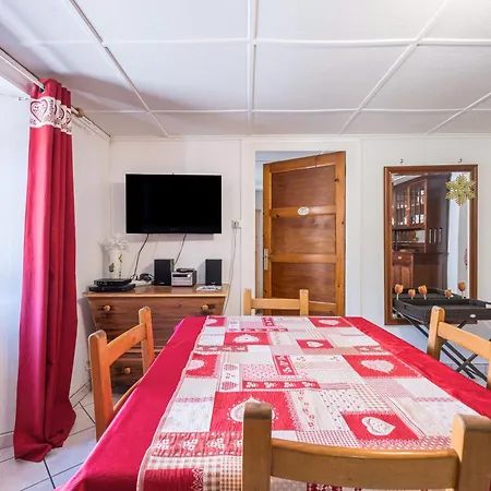 Rose Des Neiges Apartment *